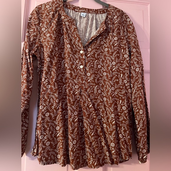 Old Navy Blouse - Picture 1 of 3